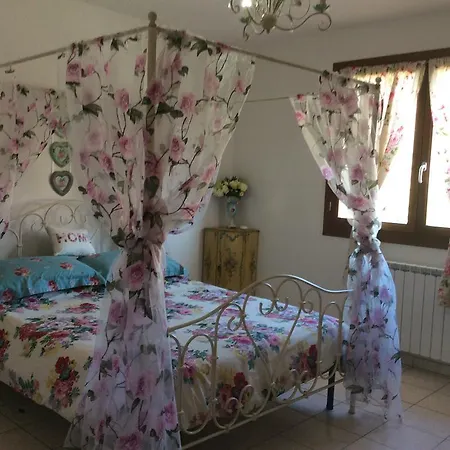 Nyaraló Fiordisole Montopoli in Val dʼArno